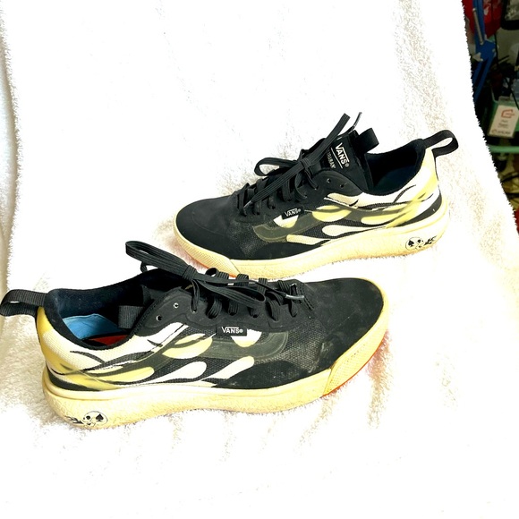 Vans customs ultra range - Picture 6 of 12